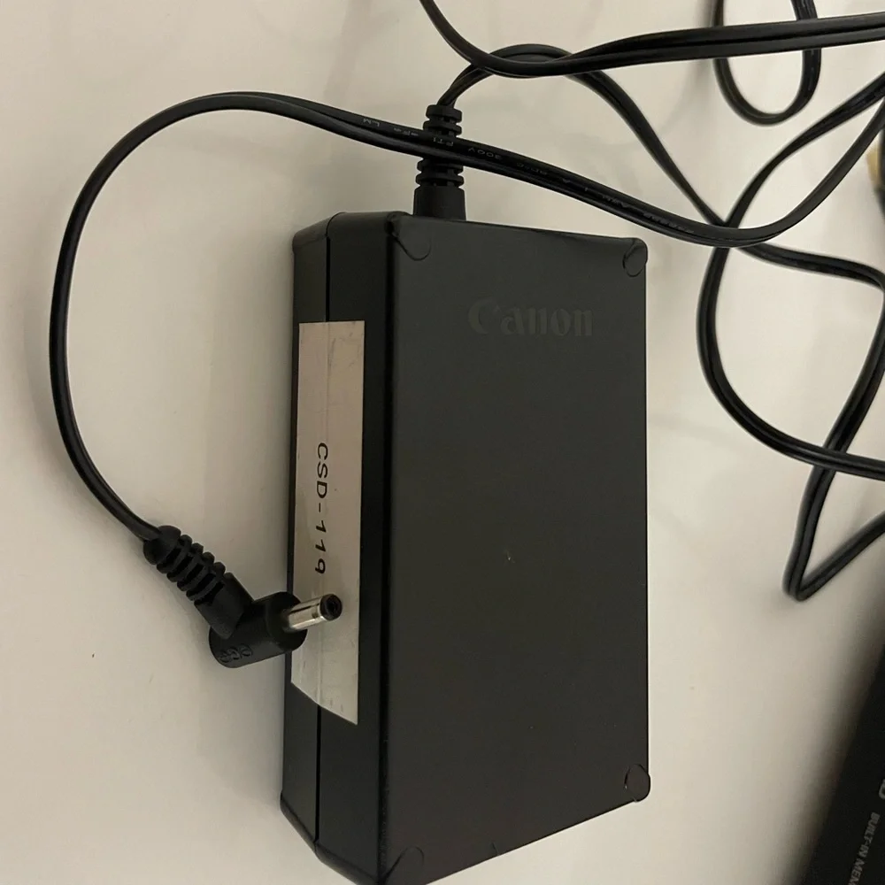 Canon Vixia HF-G20 Camcorder Bundle Fully functional